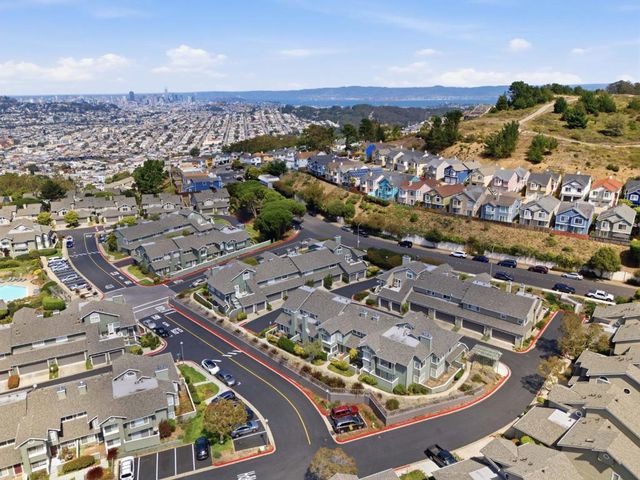 1902 Jameston Lane, Daly City, CA 94014