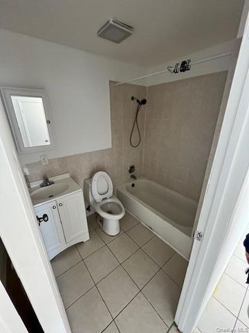 94 Roger Avenue, Inwood, NY 11096