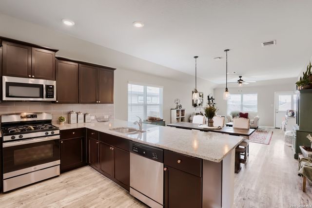 31660 Bard Lane, Bulverde, TX 78163