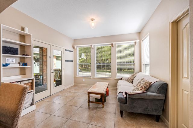 1007 Commons Waterway Drive, Huffman, TX 77336