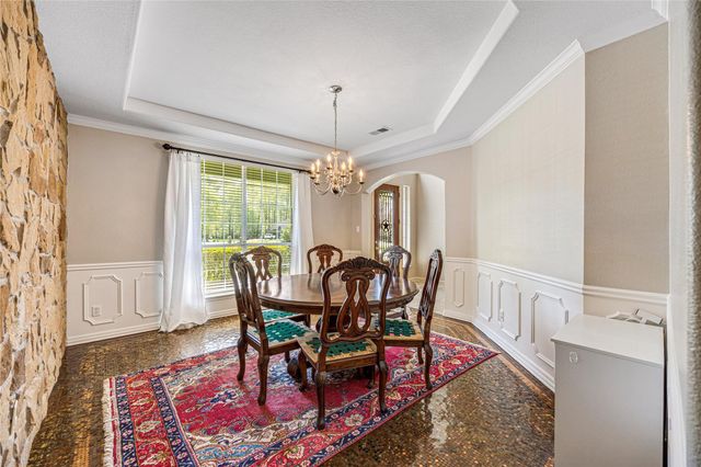 1007 Commons Waterway Drive, Huffman, TX 77336