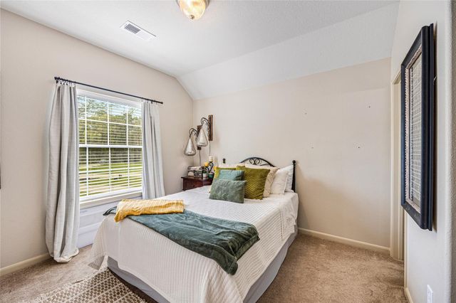 1007 Commons Waterway Drive, Huffman, TX 77336