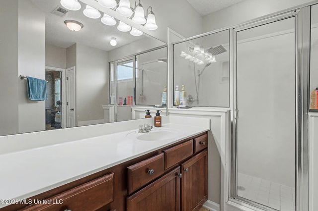 9450 Stone Point Drive, Olive Branch, MS 38654