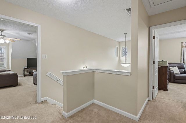 9450 Stone Point Drive, Olive Branch, MS 38654