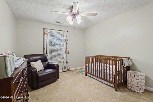 9450 Stone Point Drive, Olive Branch, MS 38654