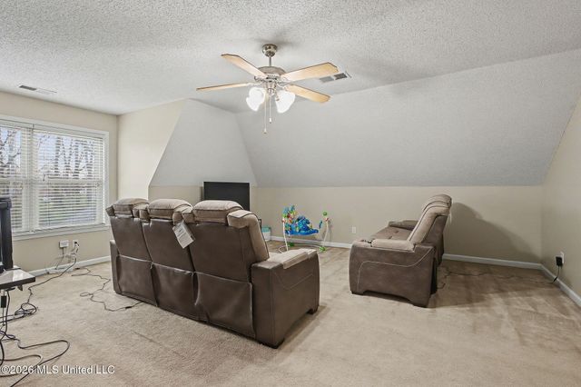 9450 Stone Point Drive, Olive Branch, MS 38654