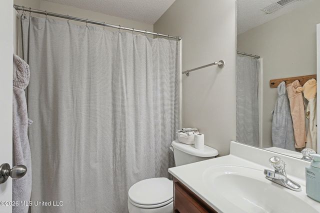 9450 Stone Point Drive, Olive Branch, MS 38654