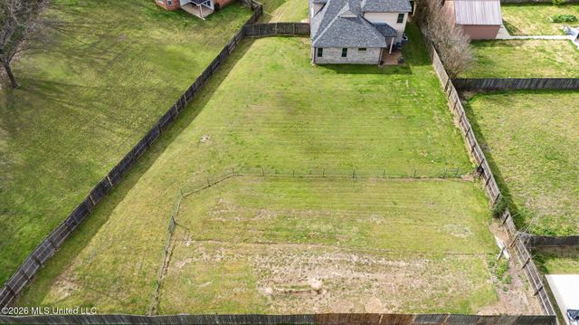 9450 Stone Point Drive, Olive Branch, MS 38654