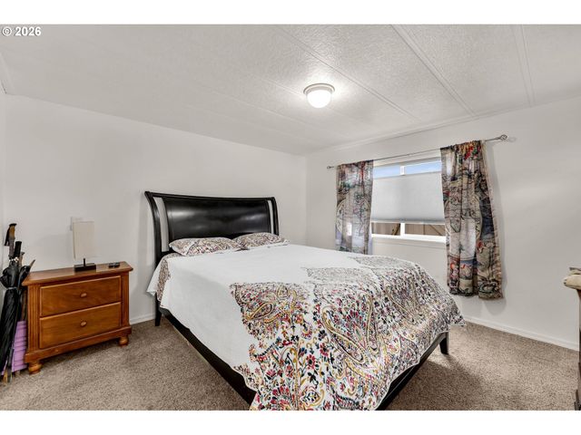 15411 Se MILL PLAIN Blvd C12, Vancouver, WA 98684