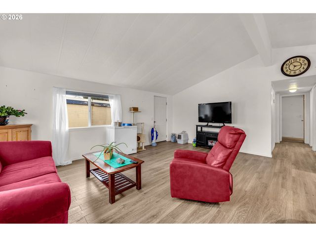 15411 Se MILL PLAIN Blvd C12, Vancouver, WA 98684