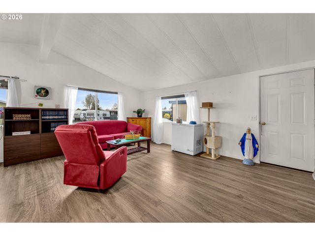 15411 Se MILL PLAIN Blvd C12, Vancouver, WA 98684