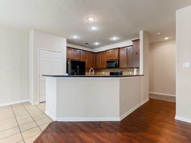 2018 Knoll Oak Lane, Richmond, TX 77469