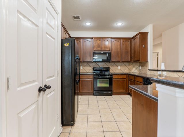 2018 Knoll Oak Lane, Richmond, TX 77469