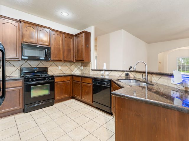 2018 Knoll Oak Lane, Richmond, TX 77469