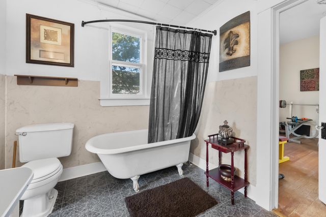 2151 N Campbell Avenue, Springfield, MO 65803