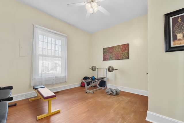 2151 N Campbell Avenue, Springfield, MO 65803