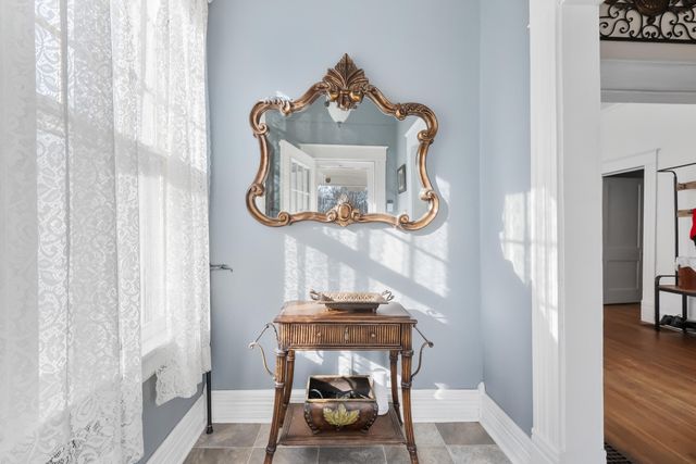 2151 N Campbell Avenue, Springfield, MO 65803