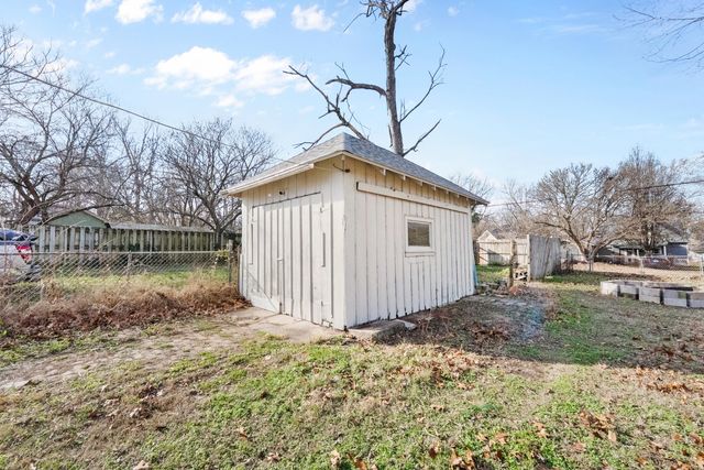 2151 N Campbell Avenue, Springfield, MO 65803