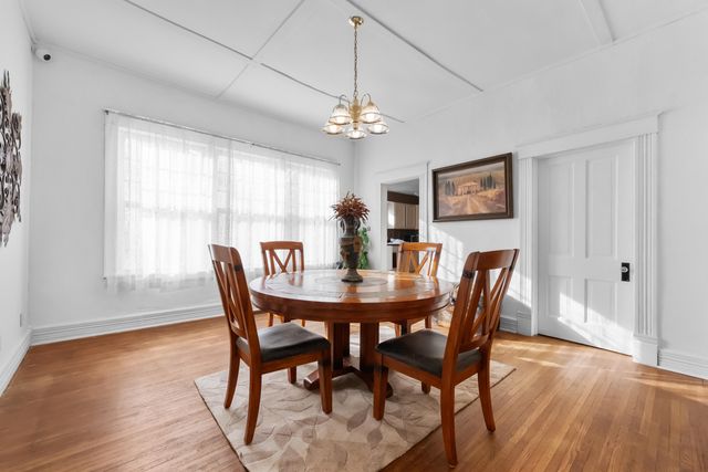 2151 N Campbell Avenue, Springfield, MO 65803