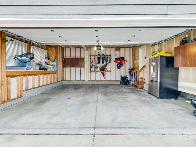 9437 Cherryvale Ln, Highlands Ranch, CO 80126