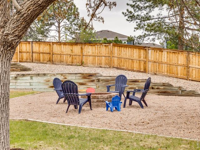 9437 Cherryvale Ln, Highlands Ranch, CO 80126