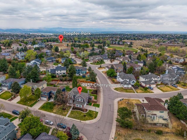 9437 Cherryvale Ln, Highlands Ranch, CO 80126