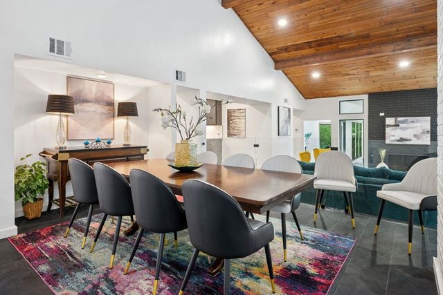 10823 Stone Canyon Road, Dallas, TX 75230