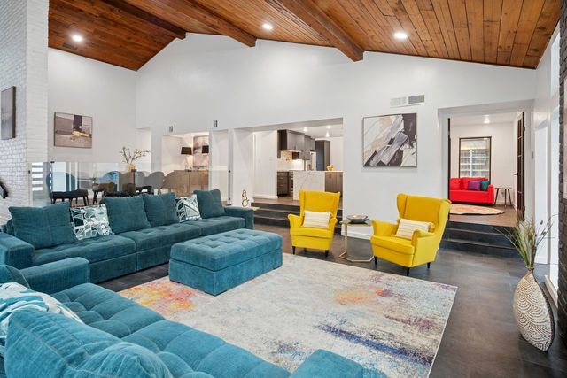 10823 Stone Canyon Road, Dallas, TX 75230