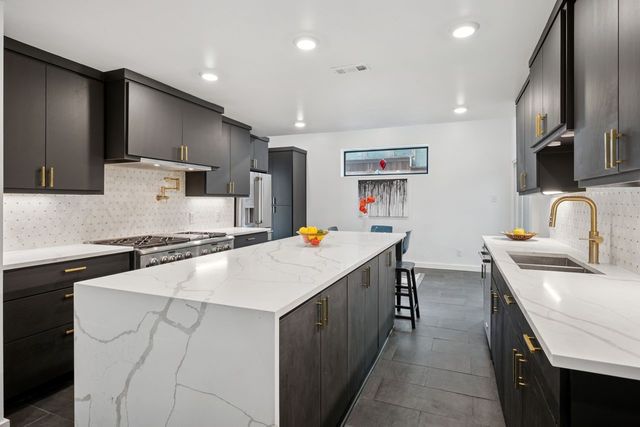 10823 Stone Canyon Road, Dallas, TX 75230