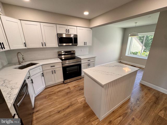 402 HARRISON PL, Ambler, PA 19002