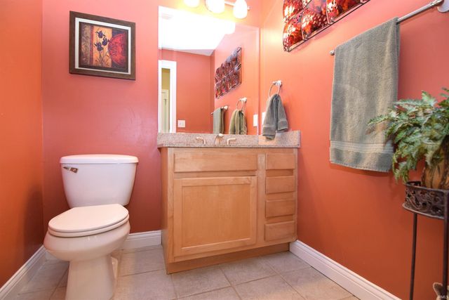 1612 S O'hare Boulevard, Yorktown, IN 47396