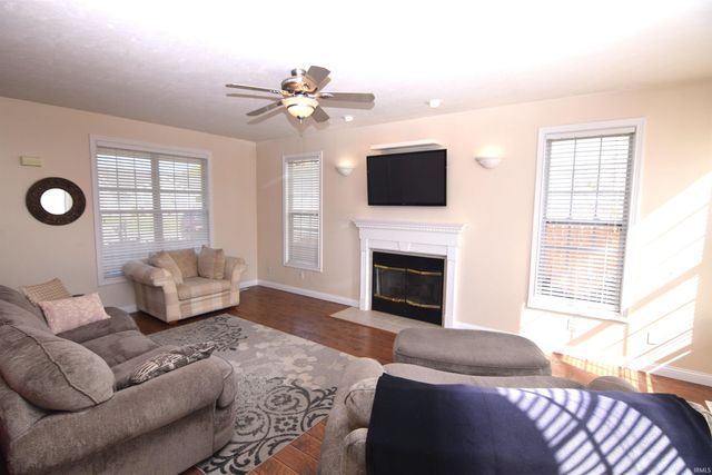 1612 S O'hare Boulevard, Yorktown, IN 47396