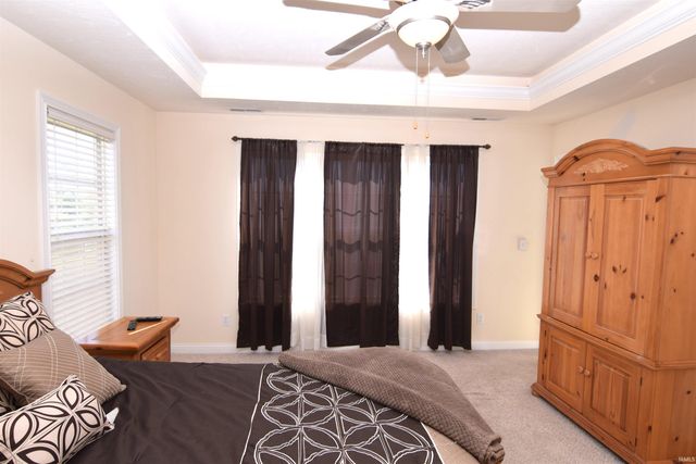 1612 S O'hare Boulevard, Yorktown, IN 47396