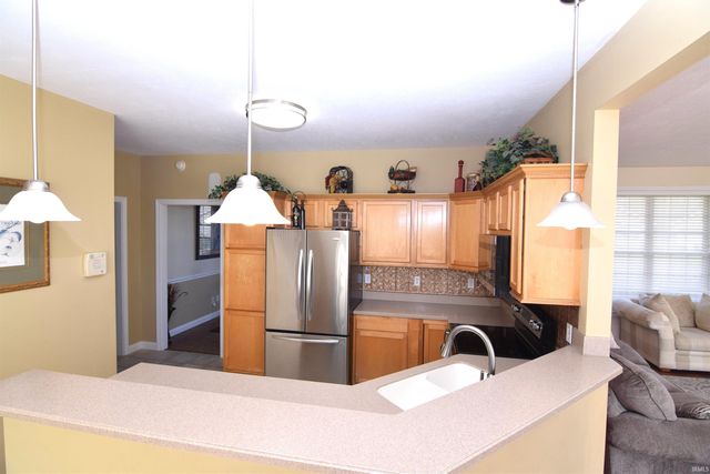 1612 S O'hare Boulevard, Yorktown, IN 47396