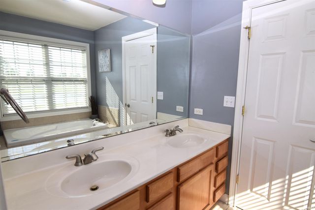 1612 S O'hare Boulevard, Yorktown, IN 47396