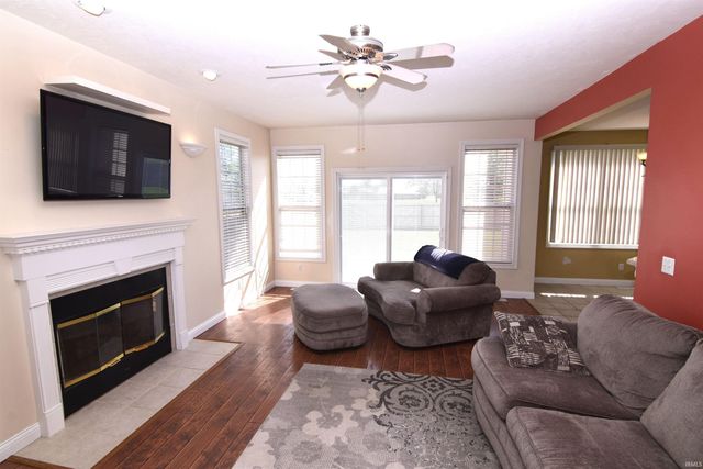 1612 S O'hare Boulevard, Yorktown, IN 47396