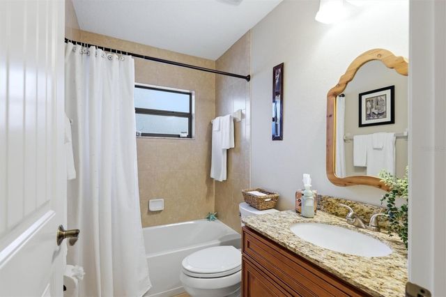 7106 35TH STREET E, Sarasota, FL 34243