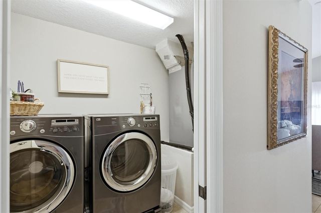 7106 35TH STREET E, Sarasota, FL 34243