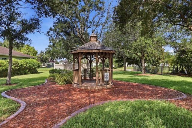 7106 35TH STREET E, Sarasota, FL 34243