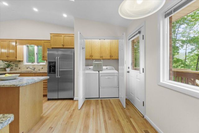 5751 Cox Hopkins RD, Roanoke, VA 24014