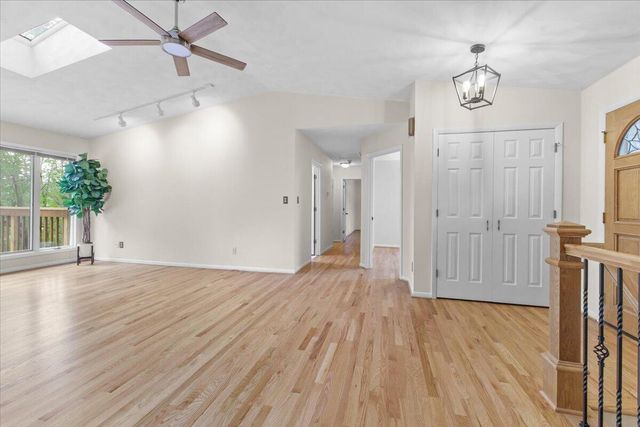 5751 Cox Hopkins RD, Roanoke, VA 24014