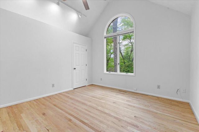 5751 Cox Hopkins RD, Roanoke, VA 24014