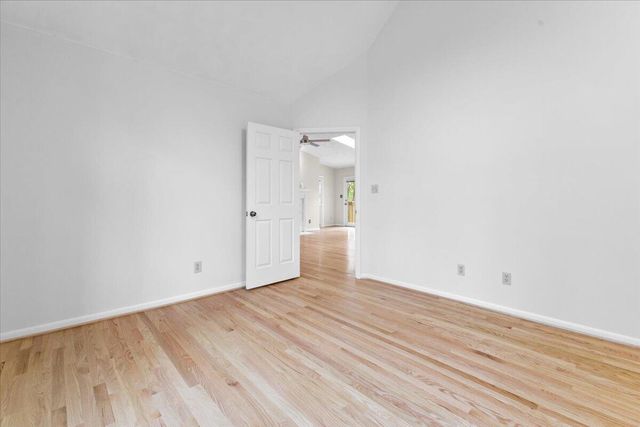 5751 Cox Hopkins RD, Roanoke, VA 24014