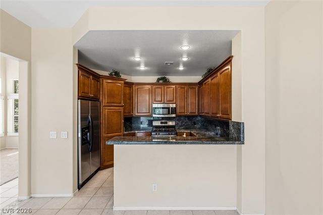 9232 Pitching Wedge Drive, Las Vegas, NV 89134