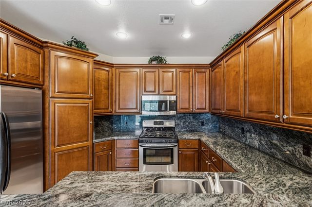 9232 Pitching Wedge Drive, Las Vegas, NV 89134