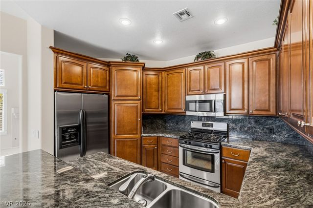 9232 Pitching Wedge Drive, Las Vegas, NV 89134