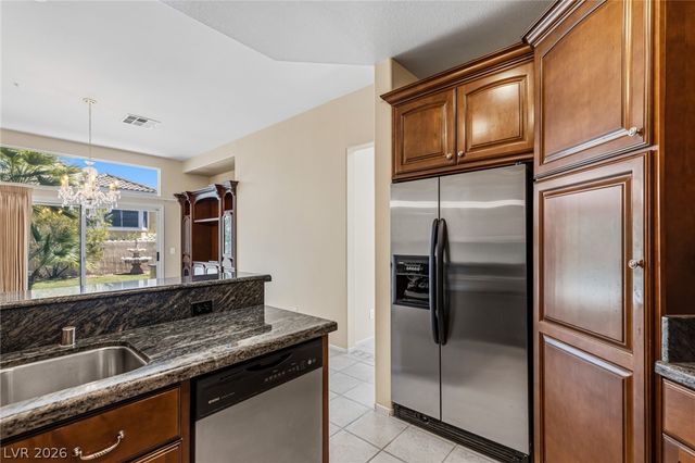 9232 Pitching Wedge Drive, Las Vegas, NV 89134