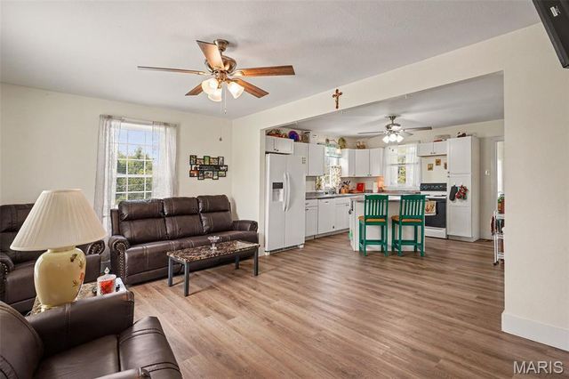 6271 Cedar Hill Road, Cedar Hill, MO 63016