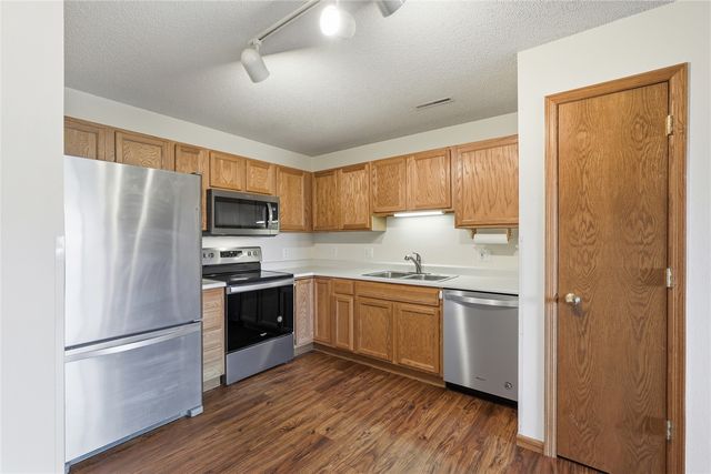 3050 Wilson Avenue SW 3, Cedar Rapids, IA 52404