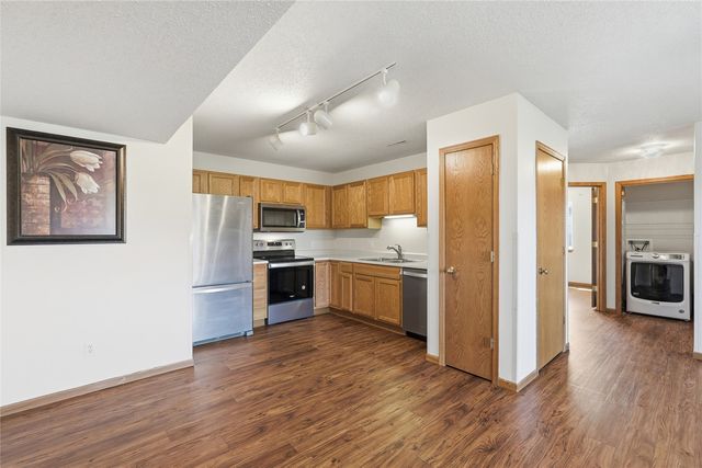 3050 Wilson Avenue SW 3, Cedar Rapids, IA 52404